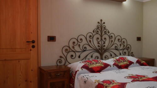 Letto stile Eclettico in ferro battuto a mano anni '60
